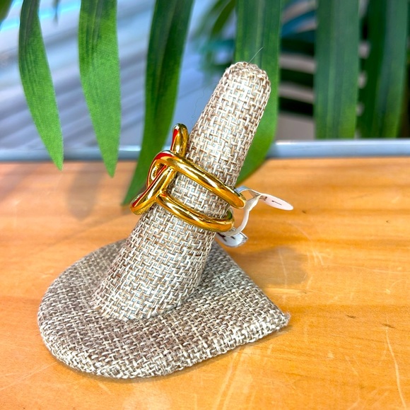 Emily Ring - Picture 3 of 4